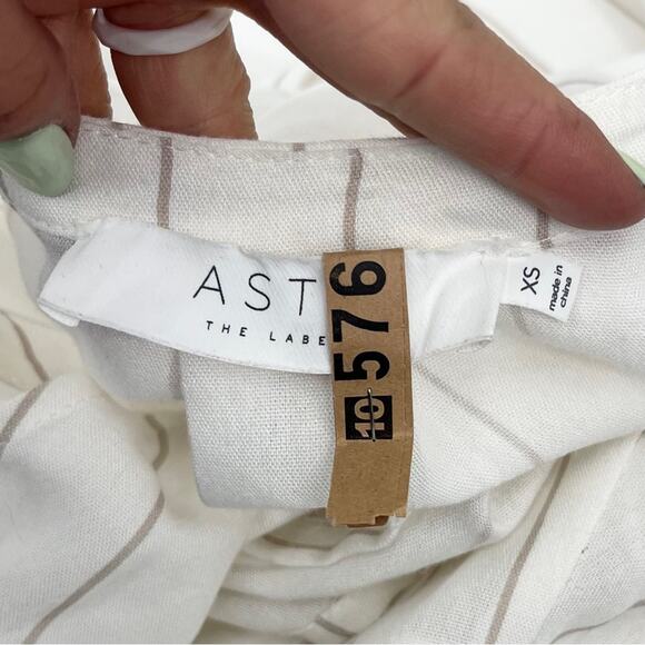 ASTR THE LABEL Arya Dress White Taupe Stripe Elegant Maxi Back Cut Out Size XS - Picture 12 of 14